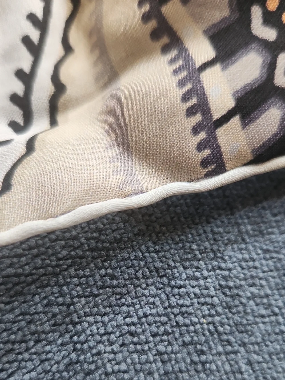 Leonard Paris Paisley Sheer Silk Scarf/Shawl in Black and Cream 70x180 cm